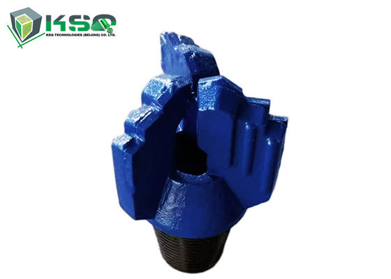 Ferramentas de perfuração rotativas Três lâminas de asa Drag Rock Drill Bit para formações moles