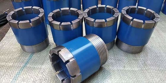 Único diâmetro aglomerado pressionado quente 28 - 200mm do bocado de broca da ponta do diamante do tubo